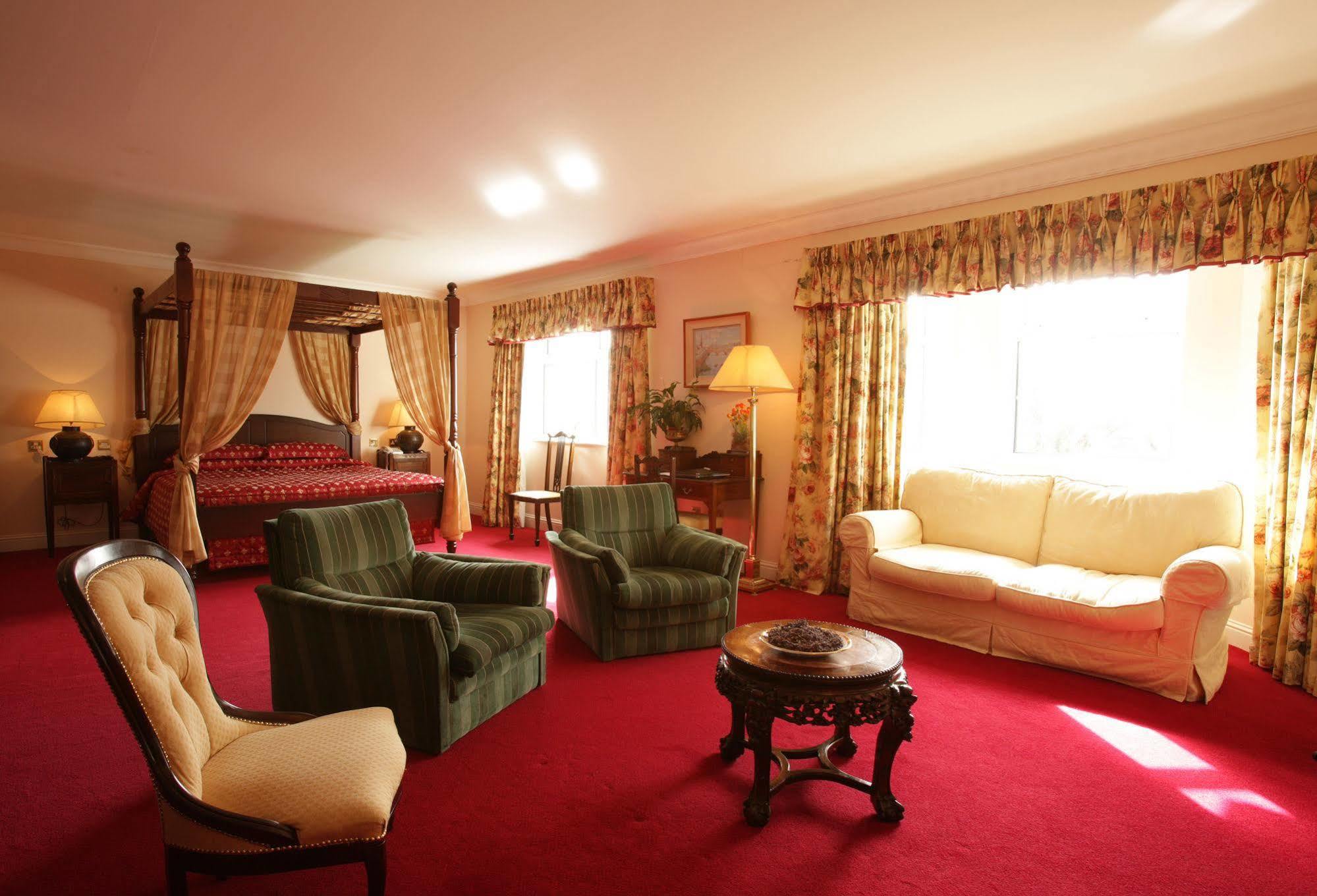Twin Trees Hotel & Leisure Club Ballina  Buitenkant foto